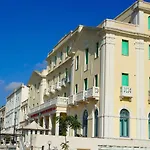 Palazzo Szálloda