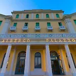 Szálloda Palazzo Santa Cesarea Terme