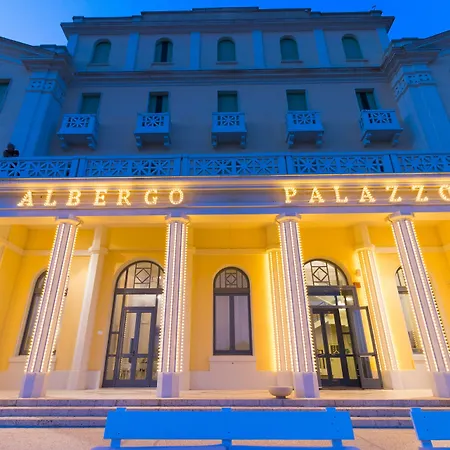 Palazzo Szálloda