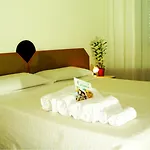 מלון Palazzo 4*