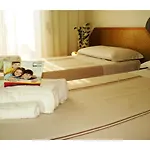 Palazzo מלון 4*