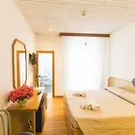 Palazzo 4* سانتا سيزاريا تيرمي