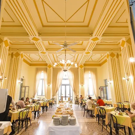 Palazzo Hotel
